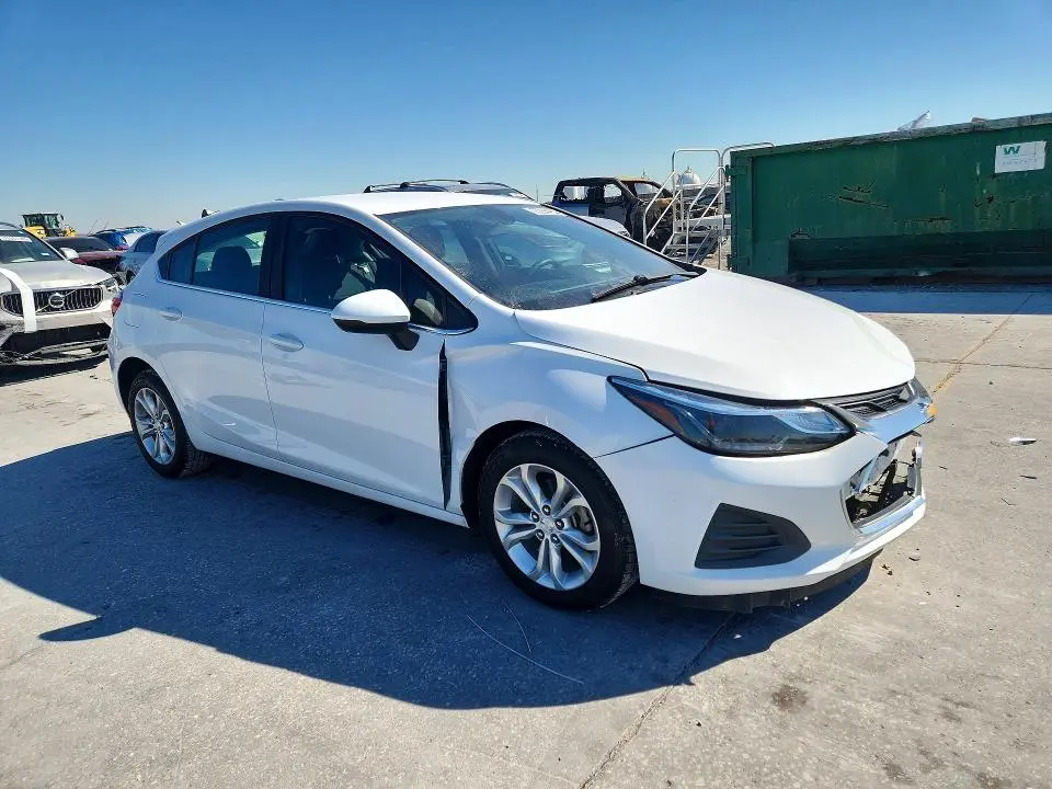 2019 CHEVROLET CRUZE LT  