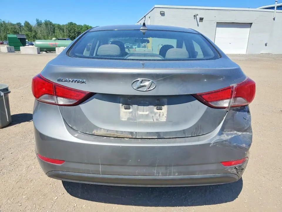 2014 HYUNDAI ELANTRA SE  