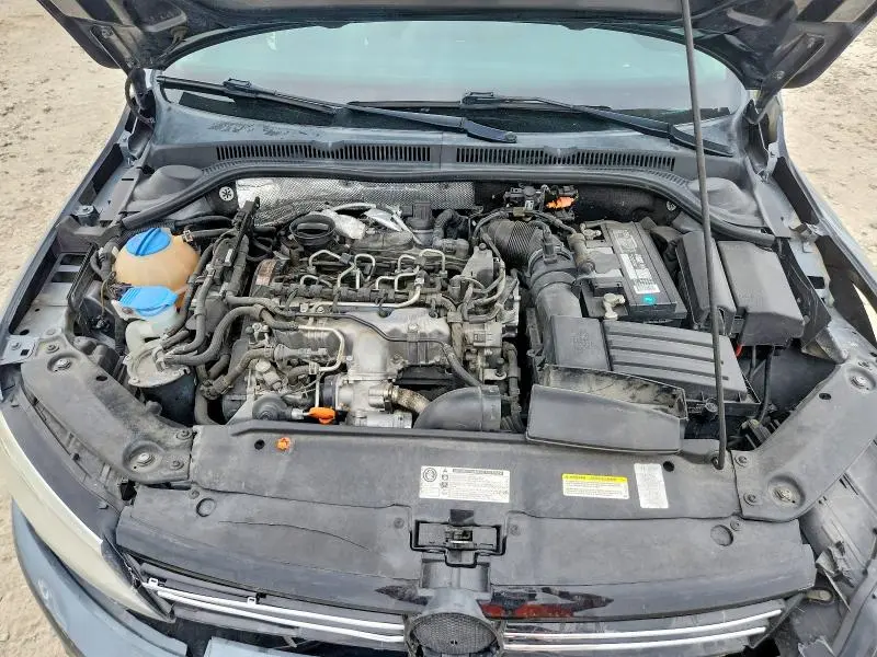 2013 VOLKSWAGEN JETTA TDI  