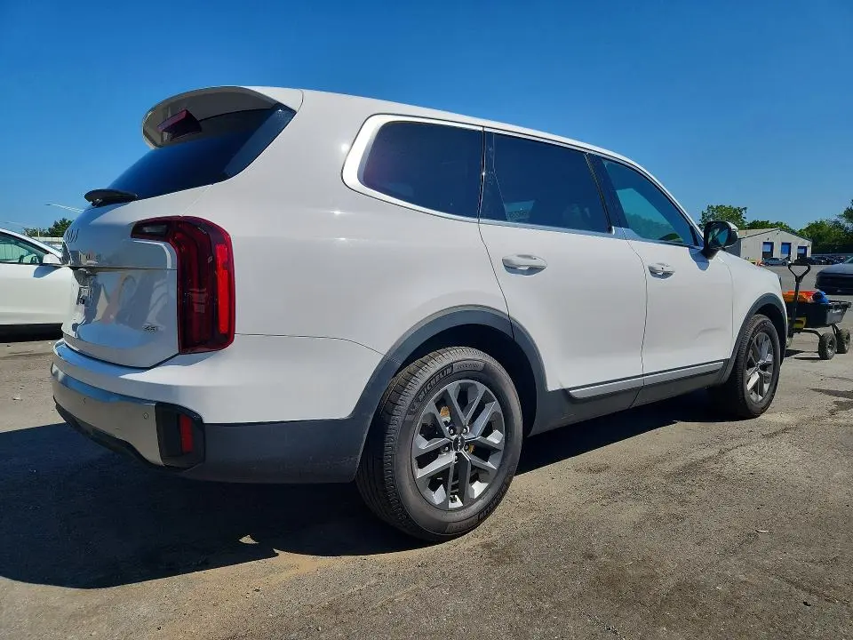 2024 KIA TELLURIDE LX  