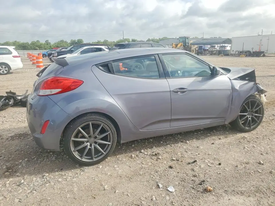 2016 HYUNDAI VELOSTER BASE  