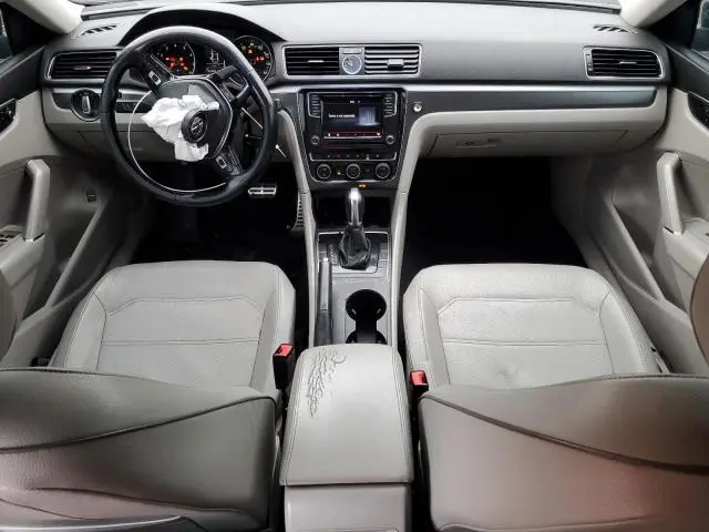 2017 VOLKSWAGEN PASSAT R-LINE  