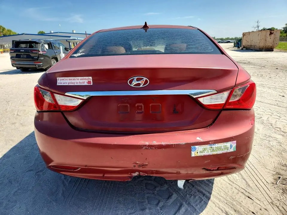 2013 HYUNDAI SONATA GLS  
