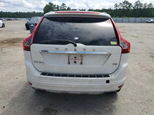 2016 VOLVO XC60 T5 PREMIER  