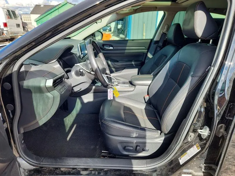 2022 NISSAN ALTIMA SR  