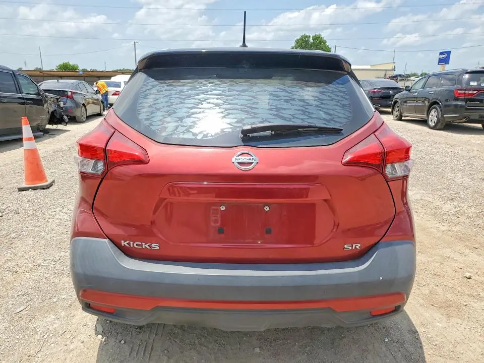 2019 NISSAN KICKS SR  