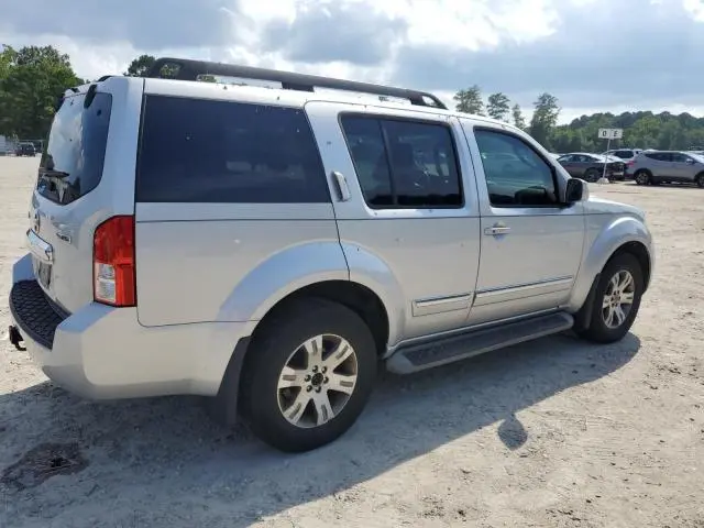 2011 NISSAN PATHFINDER S  