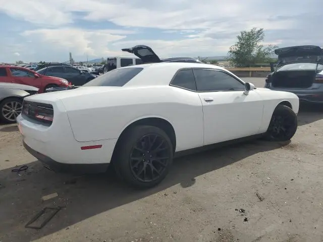 2016 DODGE CHALLENGER SXT  