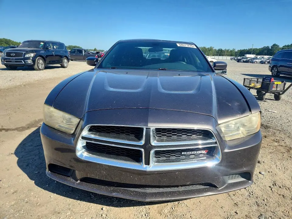 2014 DODGE CHARGER SE  