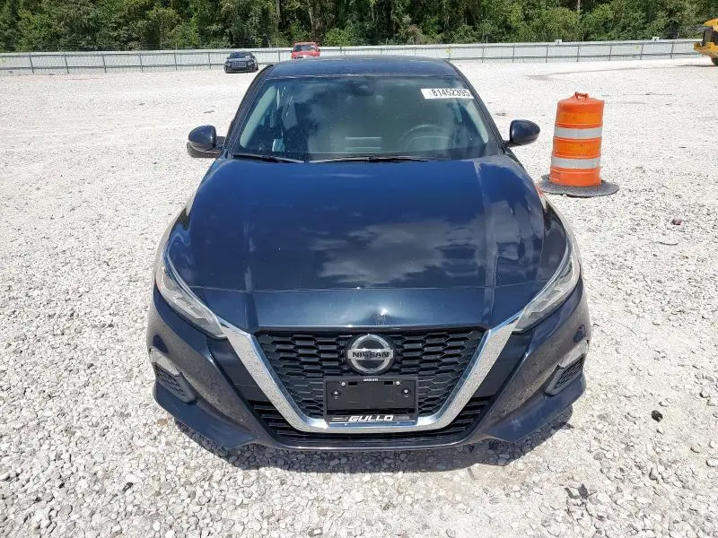 2022 NISSAN ALTIMA SV  