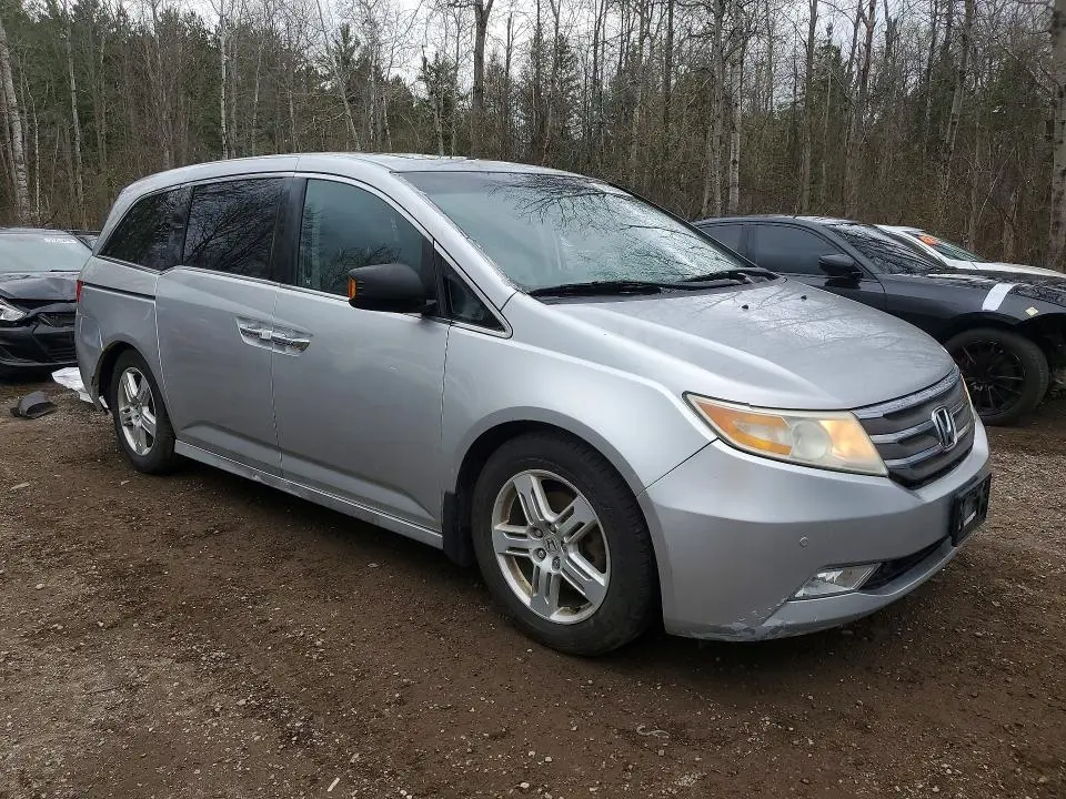 2011 HONDA ODYSSEY TOURING  