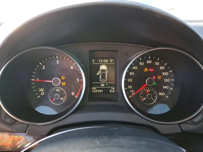 2011 VOLKSWAGEN JETTA TDI  