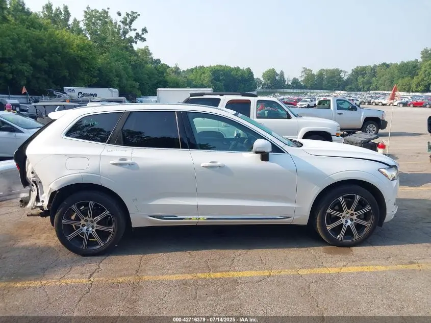 2018 VOLVO XC60 HYBRID T8 INSCRIPTION