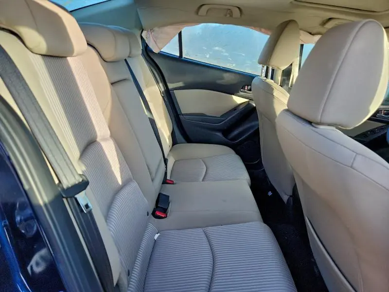 2016 MAZDA 3 TOURING  