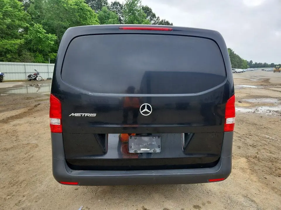 2020 MERCEDES-BENZ METRIS   