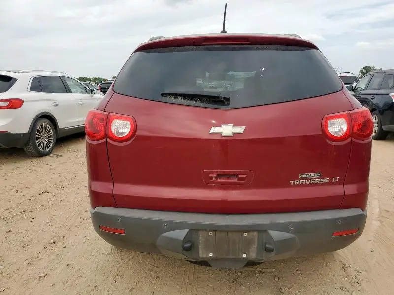 2011 CHEVROLET TRAVERSE LT  