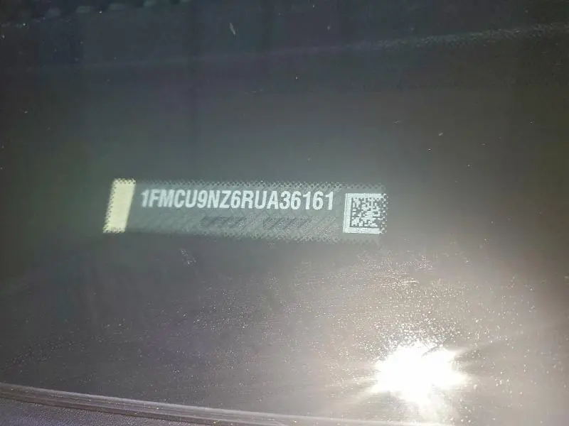 2024 FORD ESCAPE ST LINE SELECT  