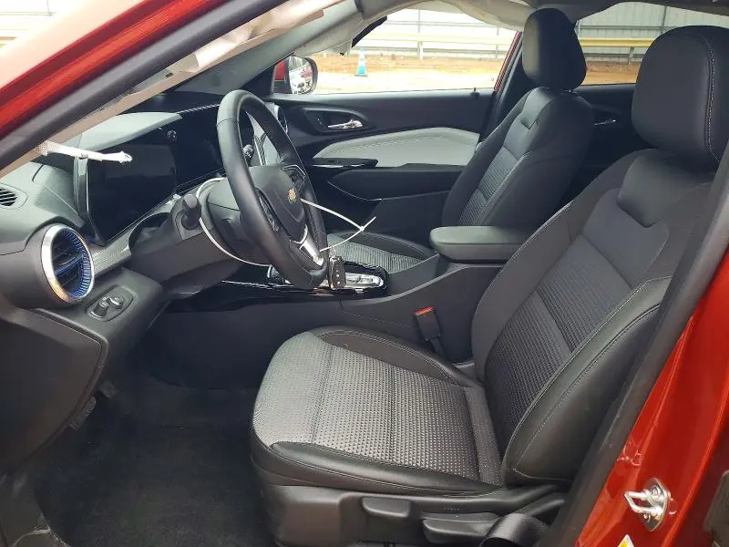 2024 CHEVROLET TRAX 1LT  