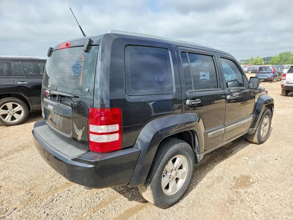 2011 JEEP LIBERTY SPORT  