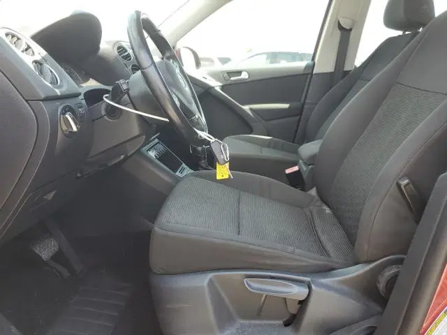 2014 VOLKSWAGEN TIGUAN S  