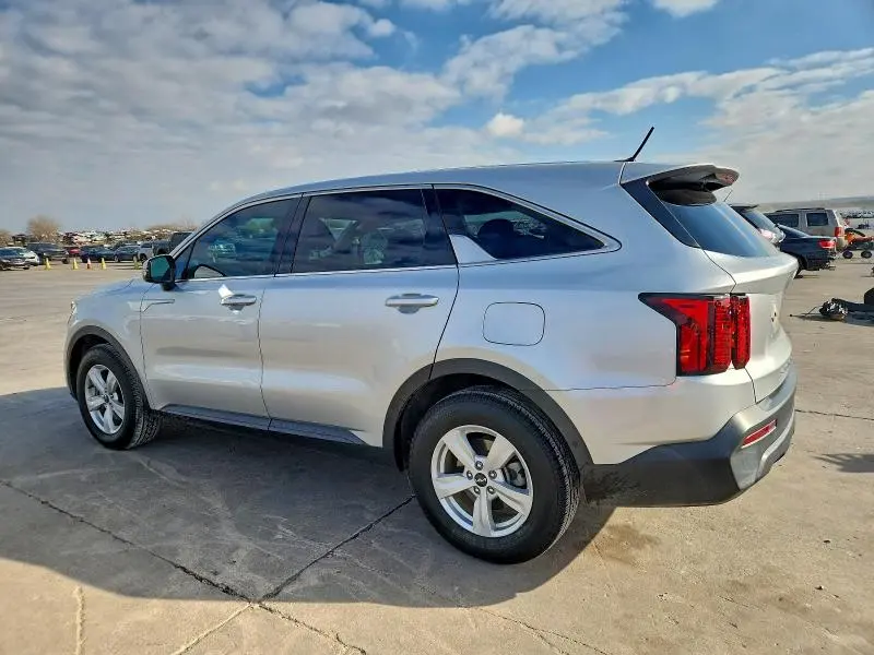 2022 KIA SORENTO LX  