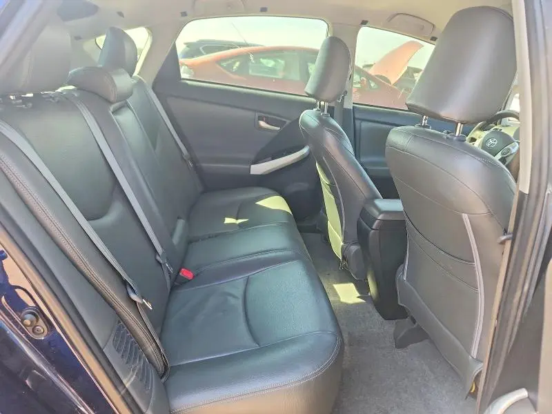 2015 TOYOTA PRIUS TWO  