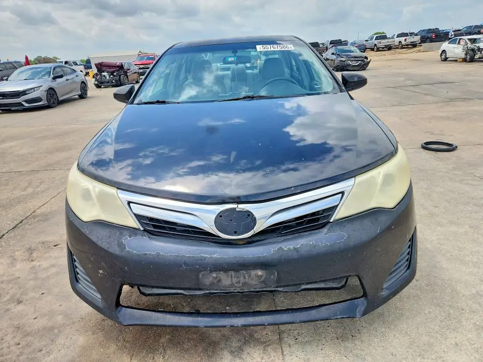 2012 TOYOTA CAMRY LE  