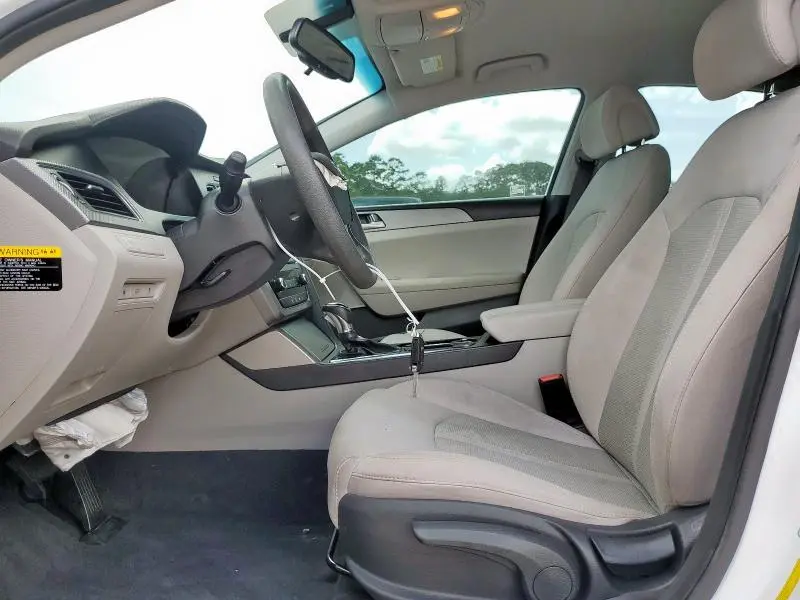 2016 HYUNDAI SONATA SE  