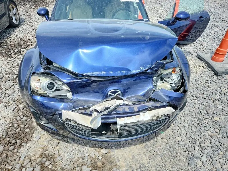2011 MAZDA MX-5 MIATA   