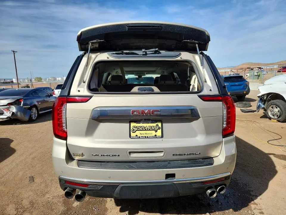 2021 GMC YUKON XL DENALI  