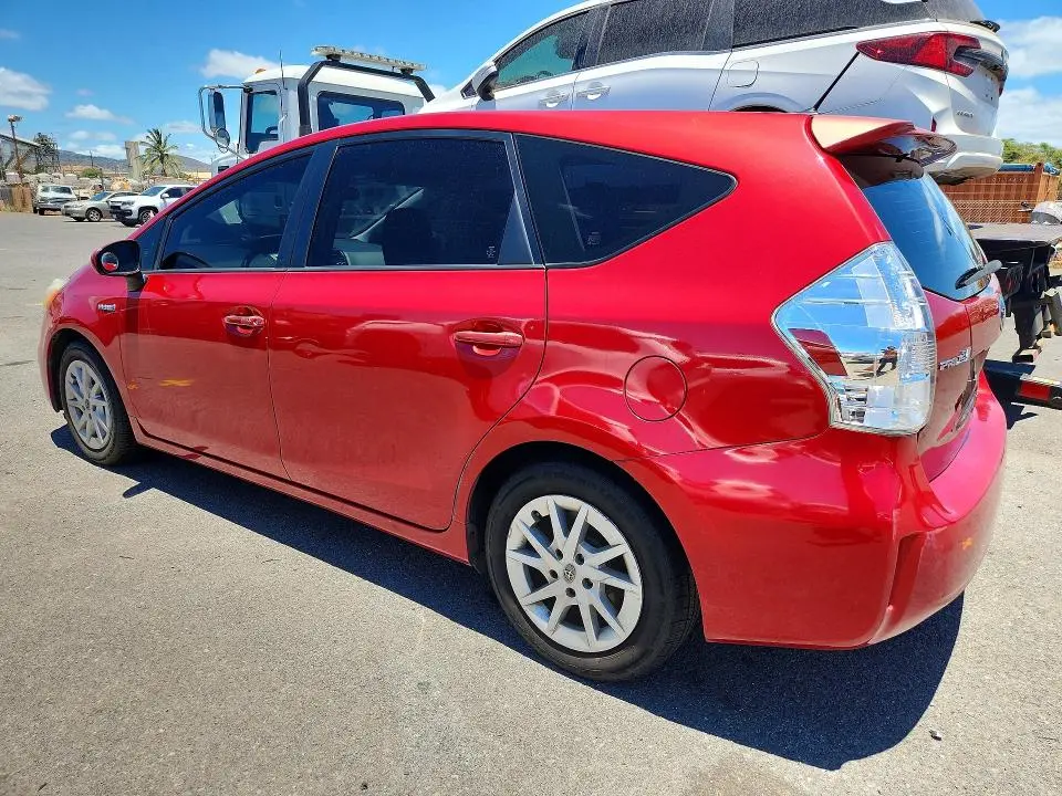 2014 TOYOTA PRIUS V TWO  