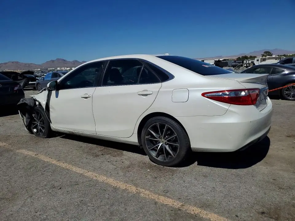 2015 TOYOTA CAMRY XSE  