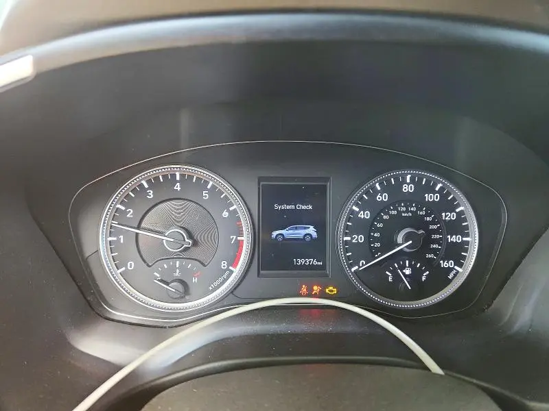 2019 HYUNDAI SANTA FE SE  