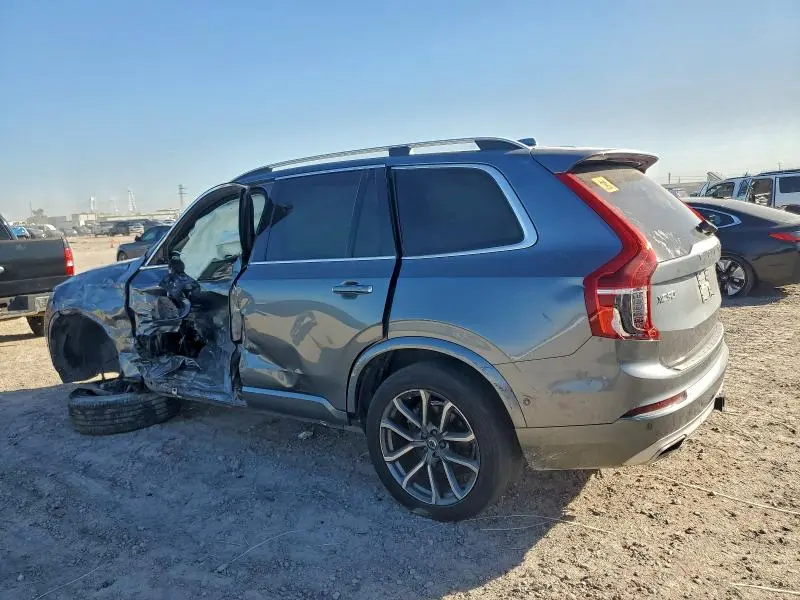 2017 VOLVO XC90 T6  