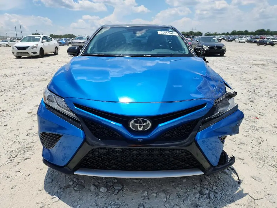 2019 TOYOTA CAMRY XSE V6  