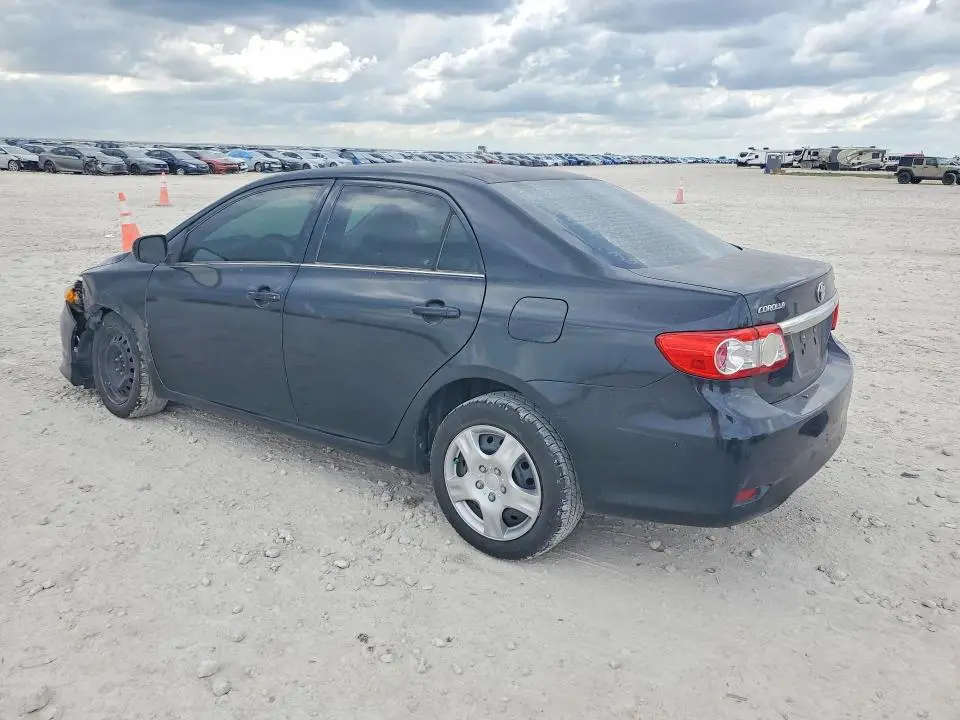 2013 TOYOTA COROLLA LE  