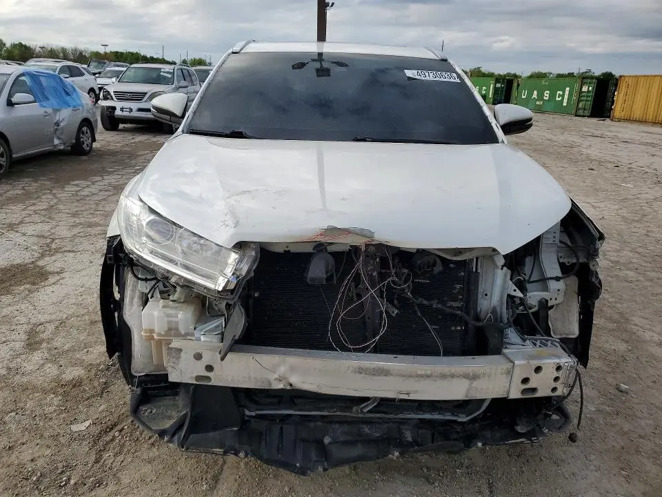 2017 TOYOTA HIGHLANDER XLE  