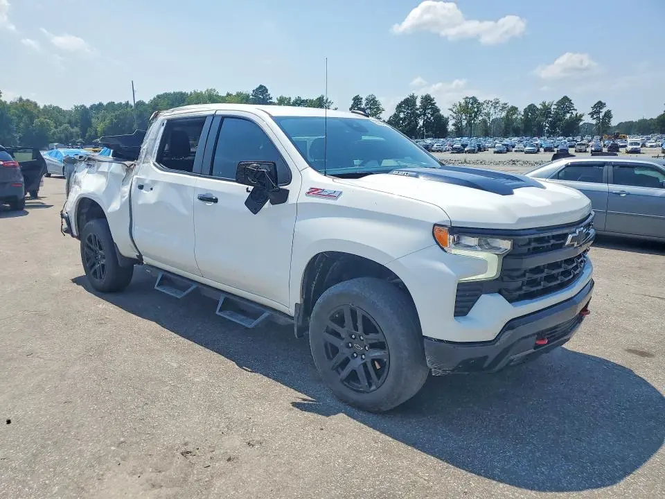 2023 CHEVROLET SILVERADO K1500 LT TRAIL BOSS  