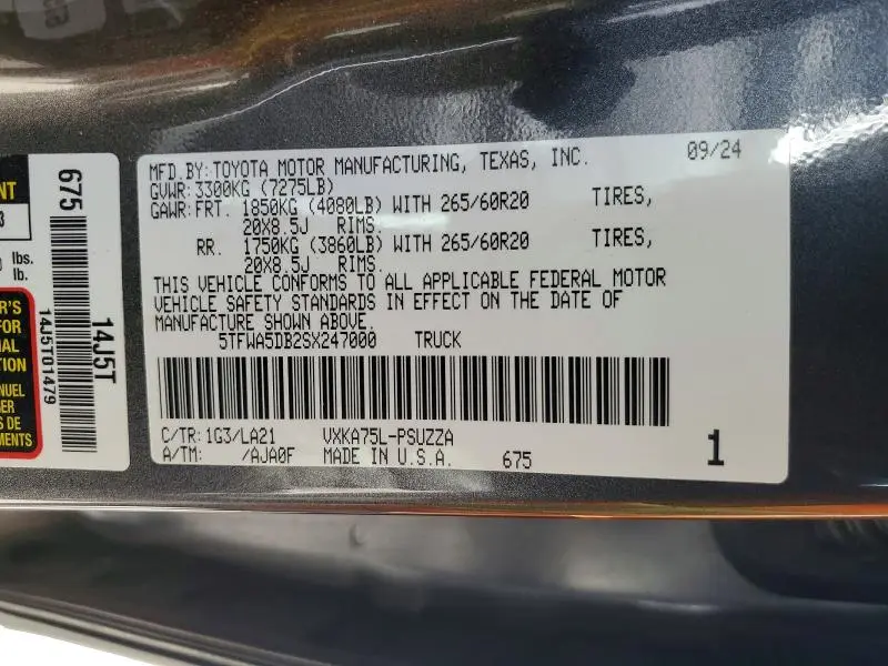 2025 TOYOTA TUNDRA PLATINUM  