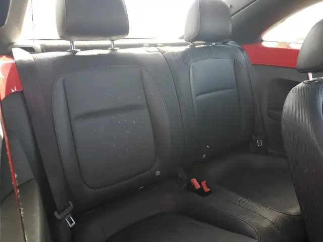 2012 VOLKSWAGEN BEETLE   