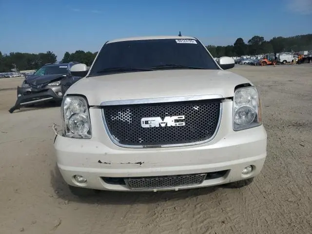 2013 GMC YUKON DENALI  