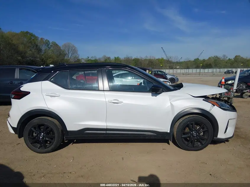 2021 NISSAN KICKS SR XTRONIC CVT