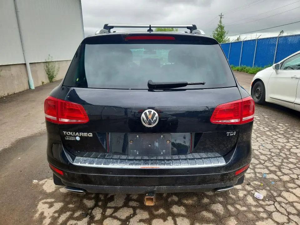 2014 VOLKSWAGEN TOUAREG V6 TDI  