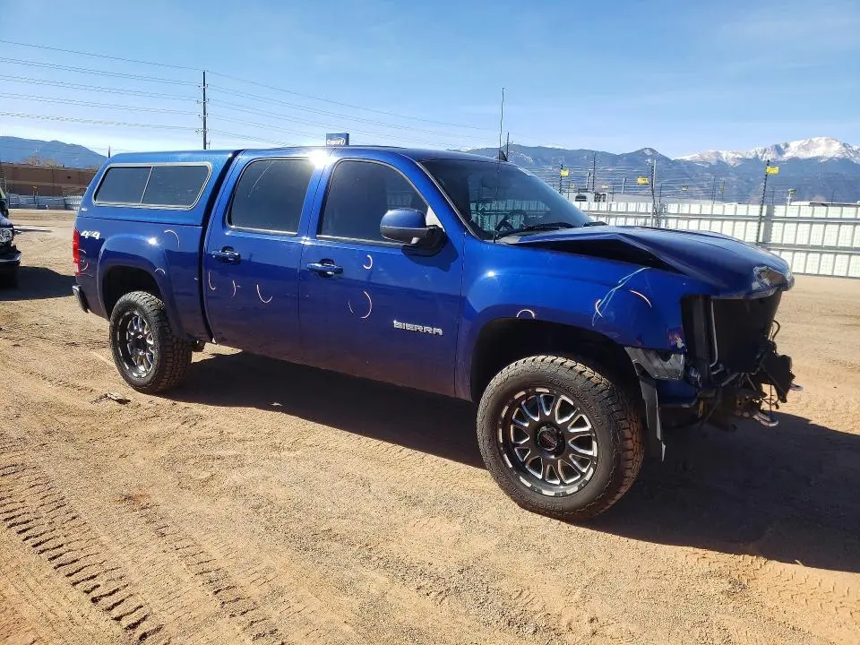 2013 GMC SIERRA K1500 SLT  