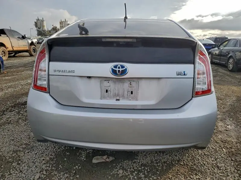 2015 TOYOTA PRIUS   