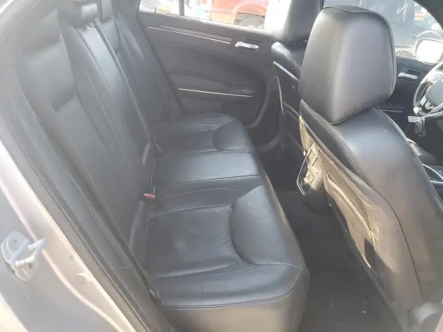 2011 CHRYSLER 300C   