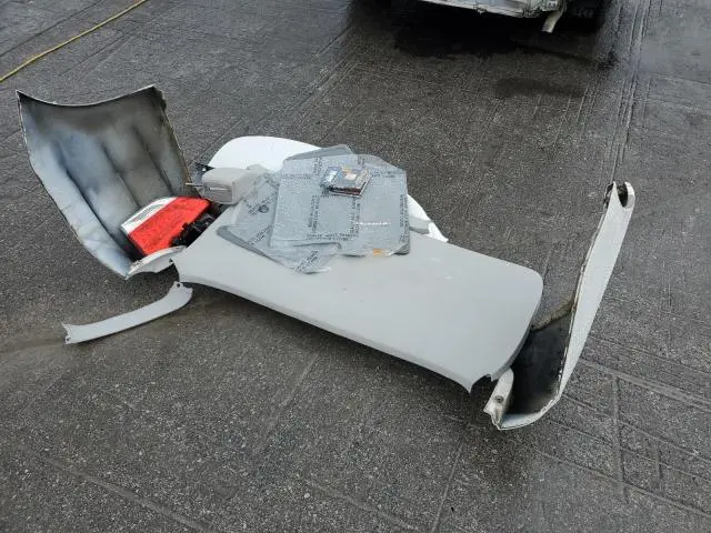 2013 TOYOTA SIENNA LE  