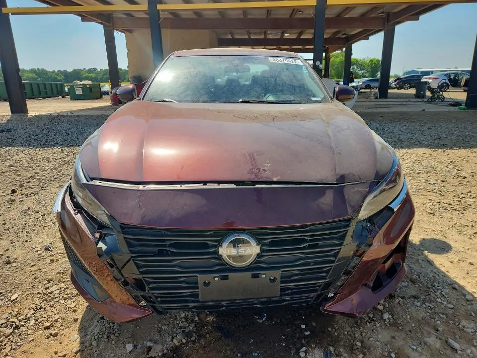 2023 NISSAN ALTIMA SV  