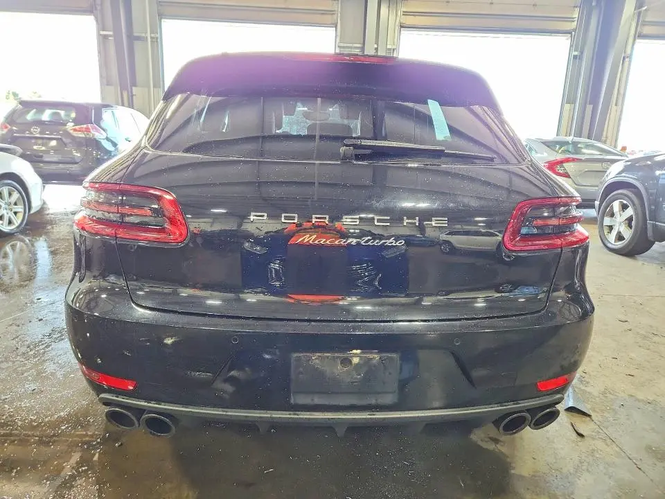 2016 PORSCHE MACAN TURBO  