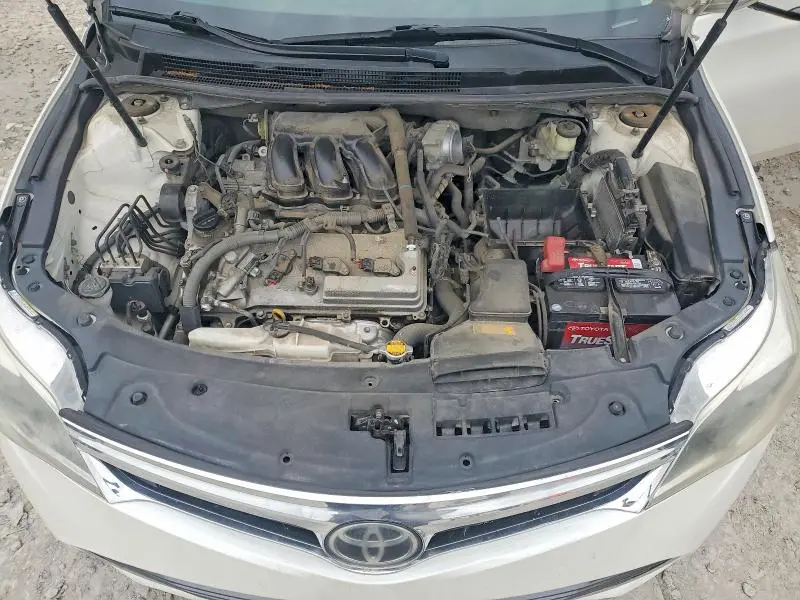 2015 TOYOTA AVALON LIMITED  